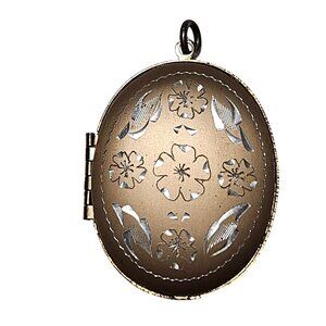 Vintage Oval Floral Gold Plated Locket Pendant Etched Design Victorian Fashion